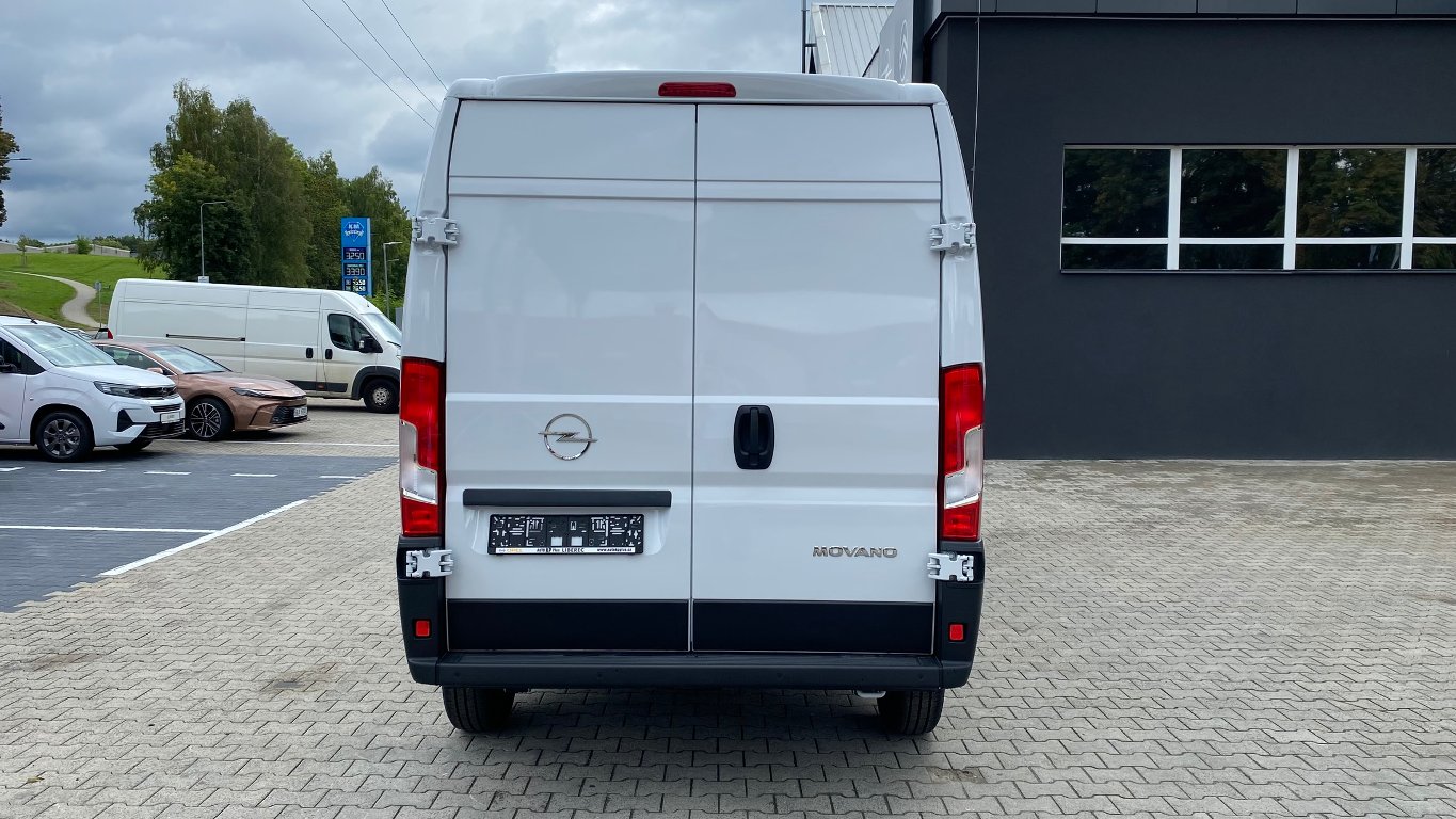 Opel Movano